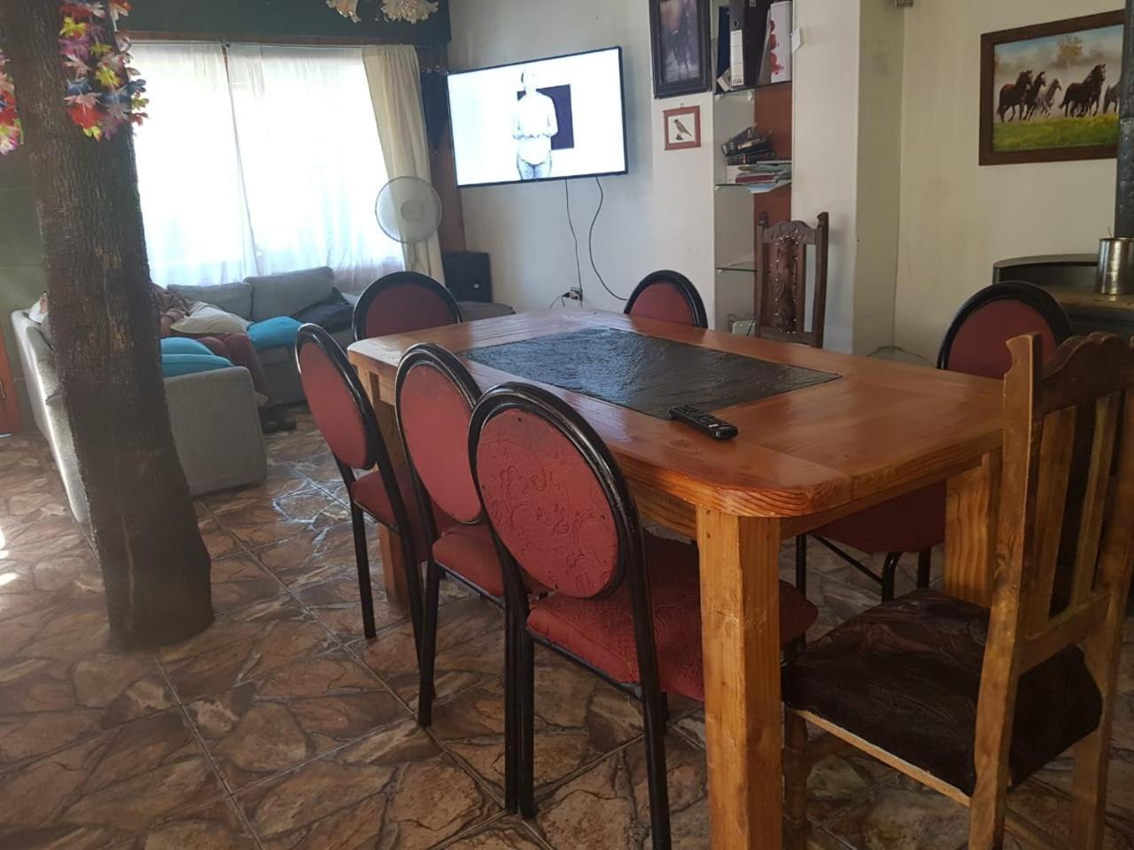 Hostal Maitahue プコン エクステリア 写真